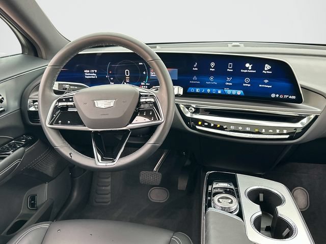 Certified 2024 Cadillac Lyriq Tech AWD/4WD image 2