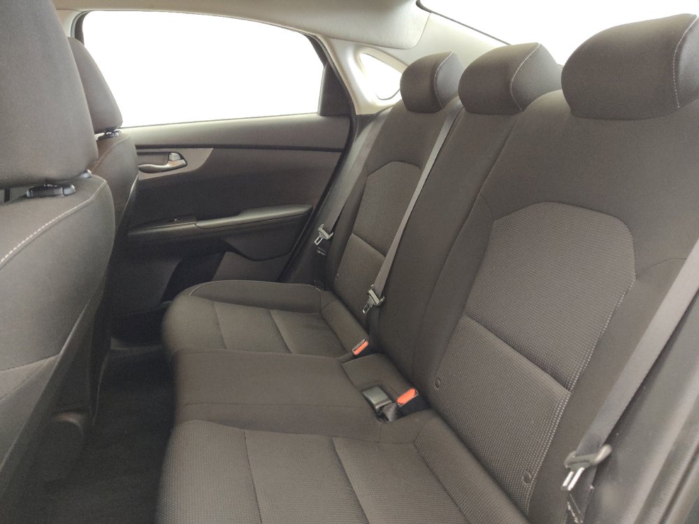 Used 2021 Kia Forte LXS FWD image 18