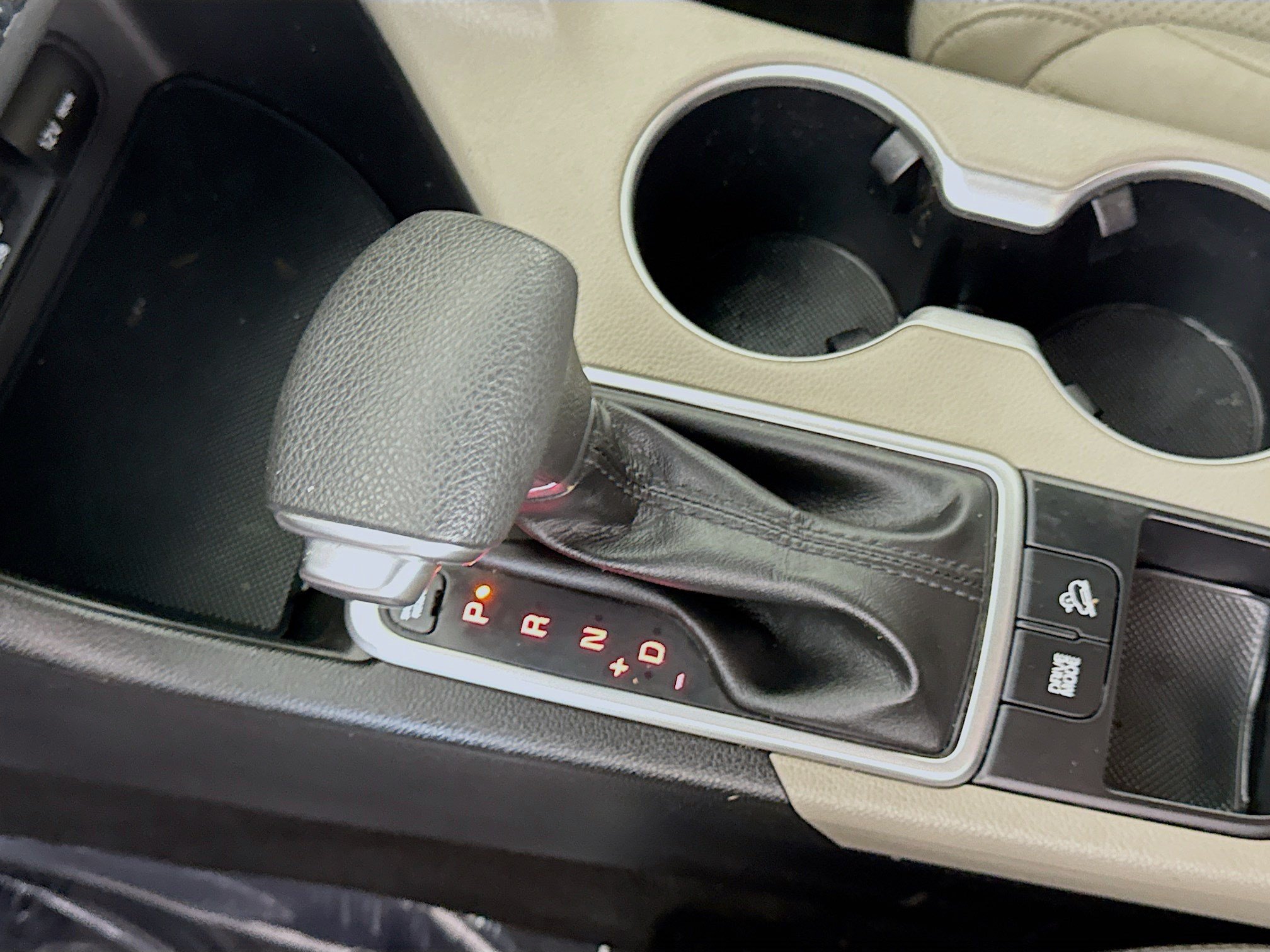 Used 2022 Kia Sportage Nightfall Edition FWD image 20