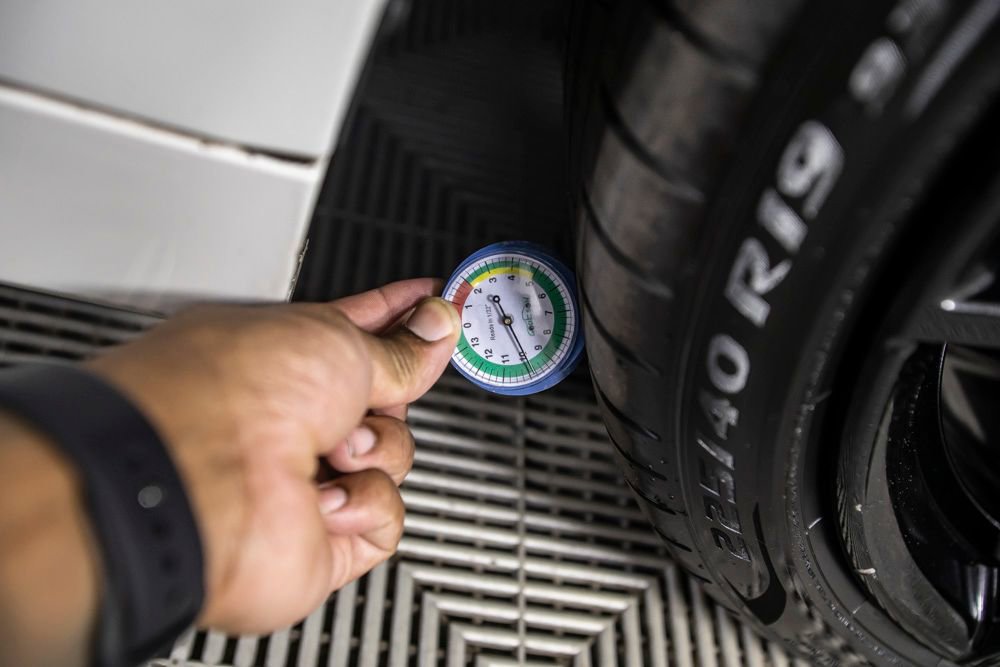 Used 2023 BMW 430i Coupe w/ M Sport Package image 48