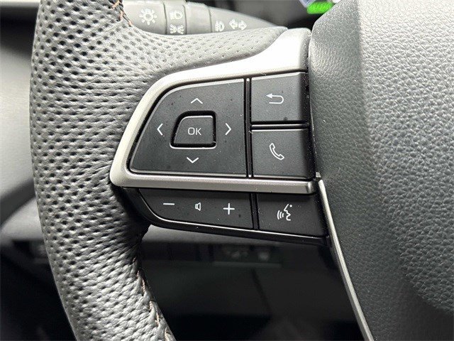 Used 2025 Toyota Sienna Limited image 25