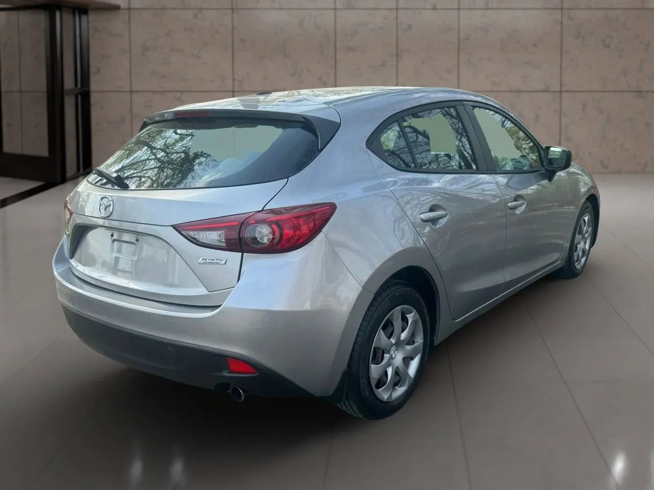 Used 2015 MAZDA MAZDA3 i Sport image 8