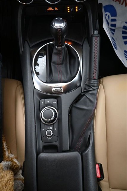 Used 2022 Volvo V60 T5 Cross Country w/ Advanced Package image 10