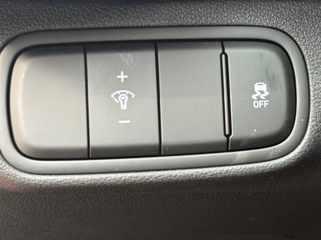 New 2026 Hyundai Venue SEL FWD image 23
