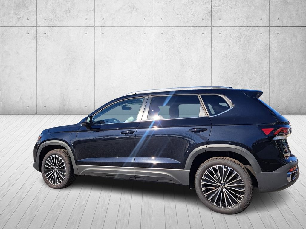 Used 2025 Volkswagen Taos SE image 6