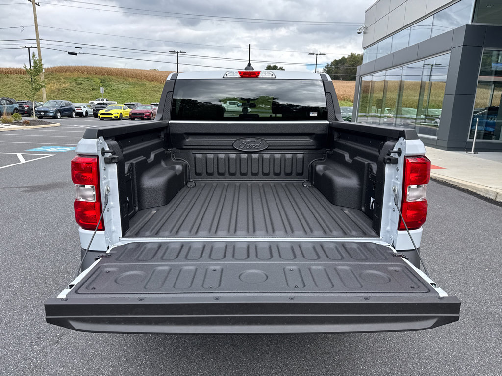 New 2025 Ford Maverick XLT image 6