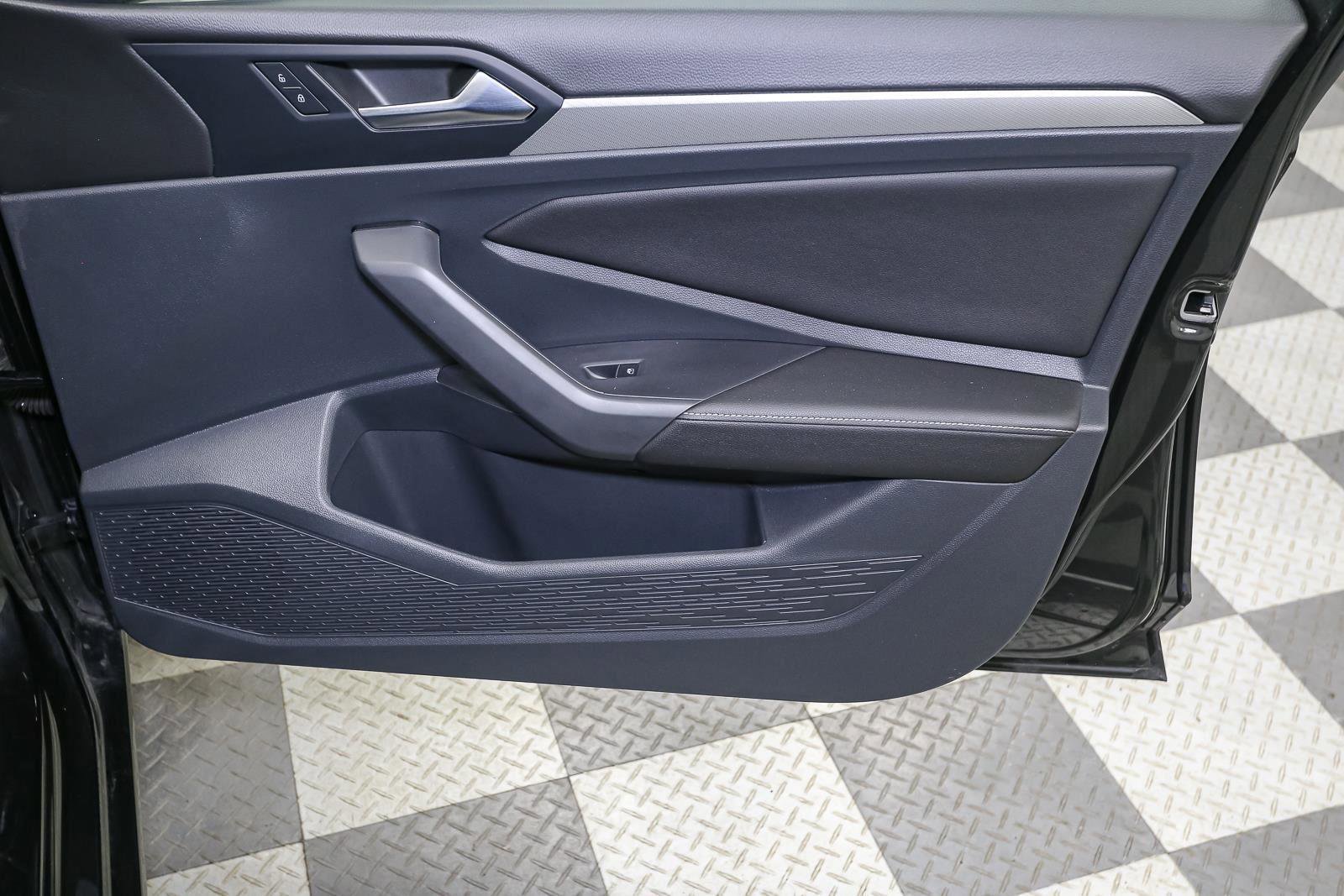 Certified 2023 Volkswagen Jetta Sport image 20