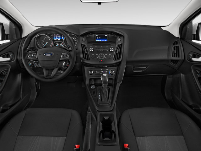 Used 2017 Ford Focus SE FWD image 3