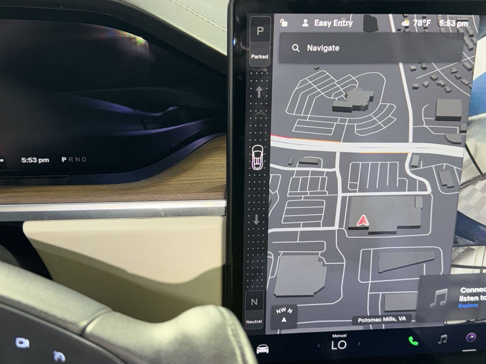 Used 2023 Tesla Model X image 25