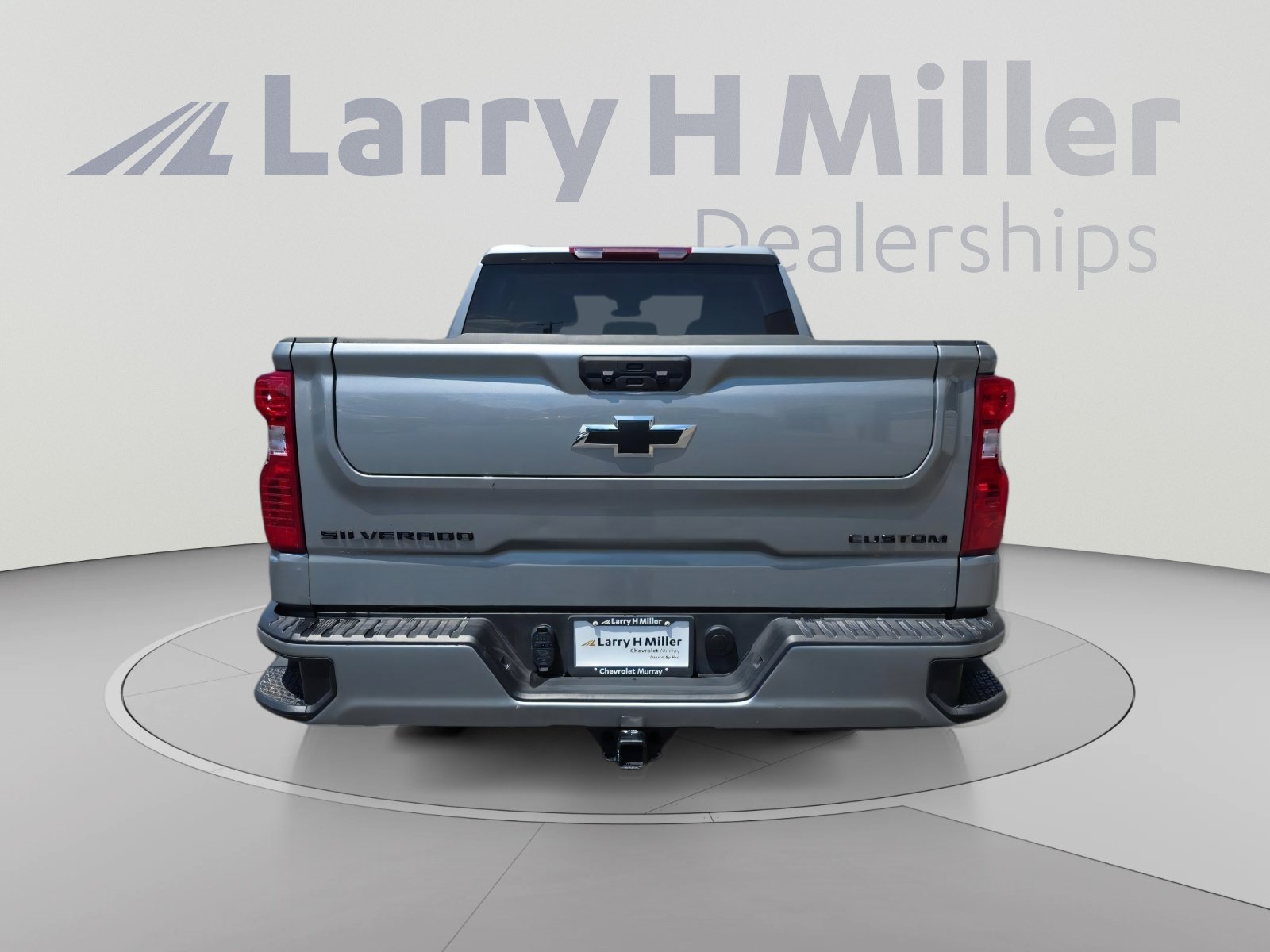 Certified 2025 Chevrolet Silverado 1500 Custom w/ LPO, Dark Essentials Package AWD/4WD image 12