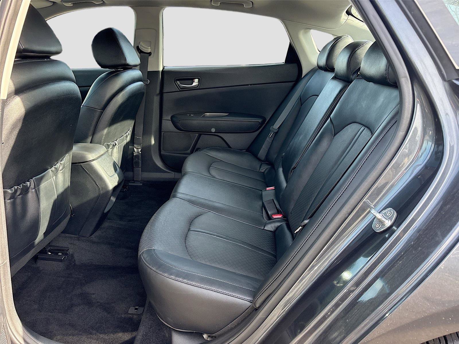 Used 2020 Kia Optima SE image 24