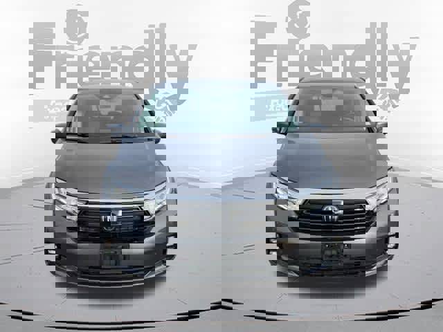 Used 2024 Honda Odyssey Touring image 2
