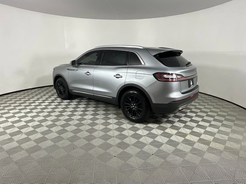 Certified 2023 Lincoln Nautilus FWD image 3