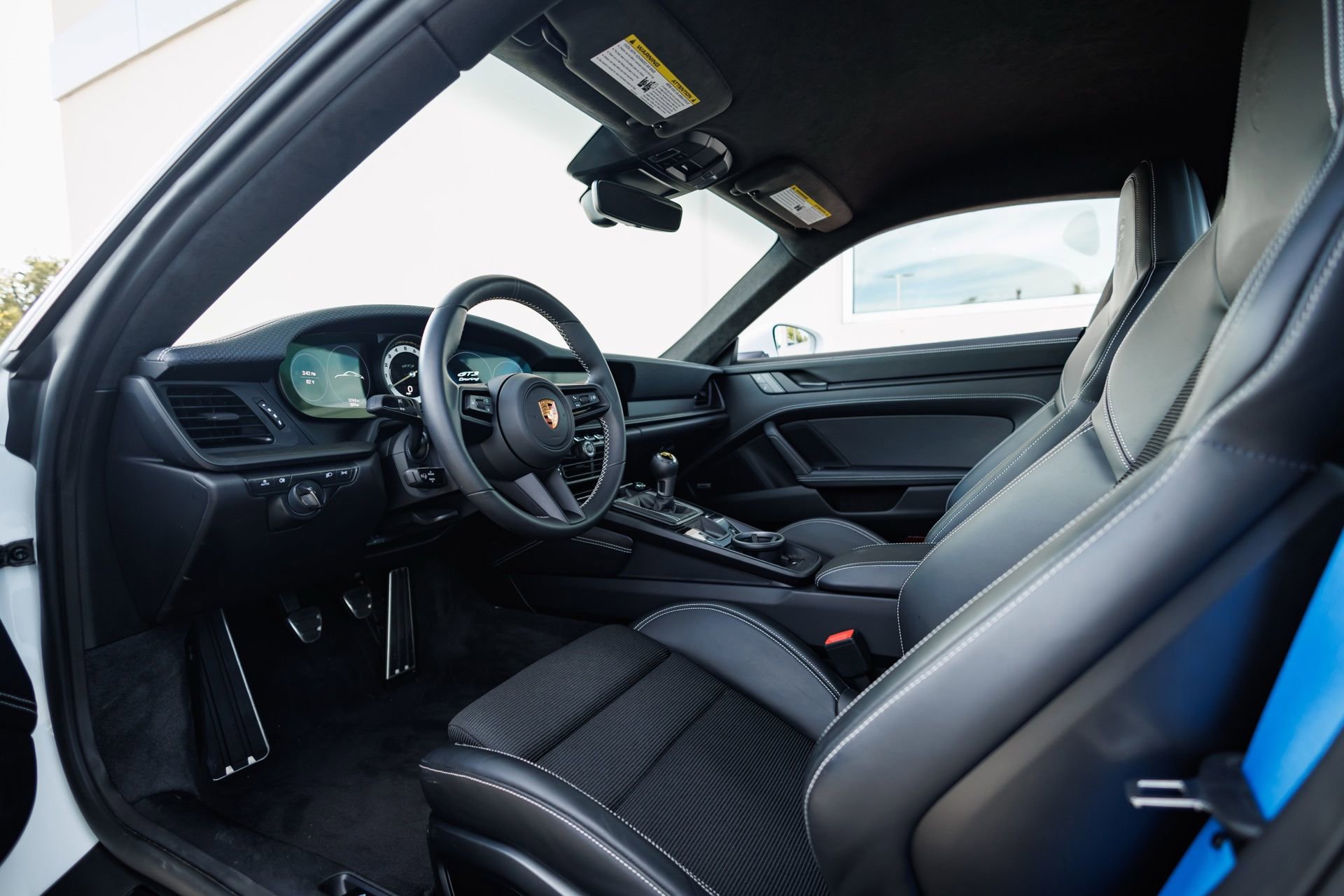 Used 2022 Porsche 911 GT3 RWD image 36