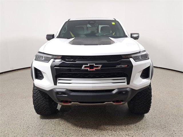 Used 2023 Chevrolet Colorado ZR2 w/ ZR2 Convenience Package III image 3