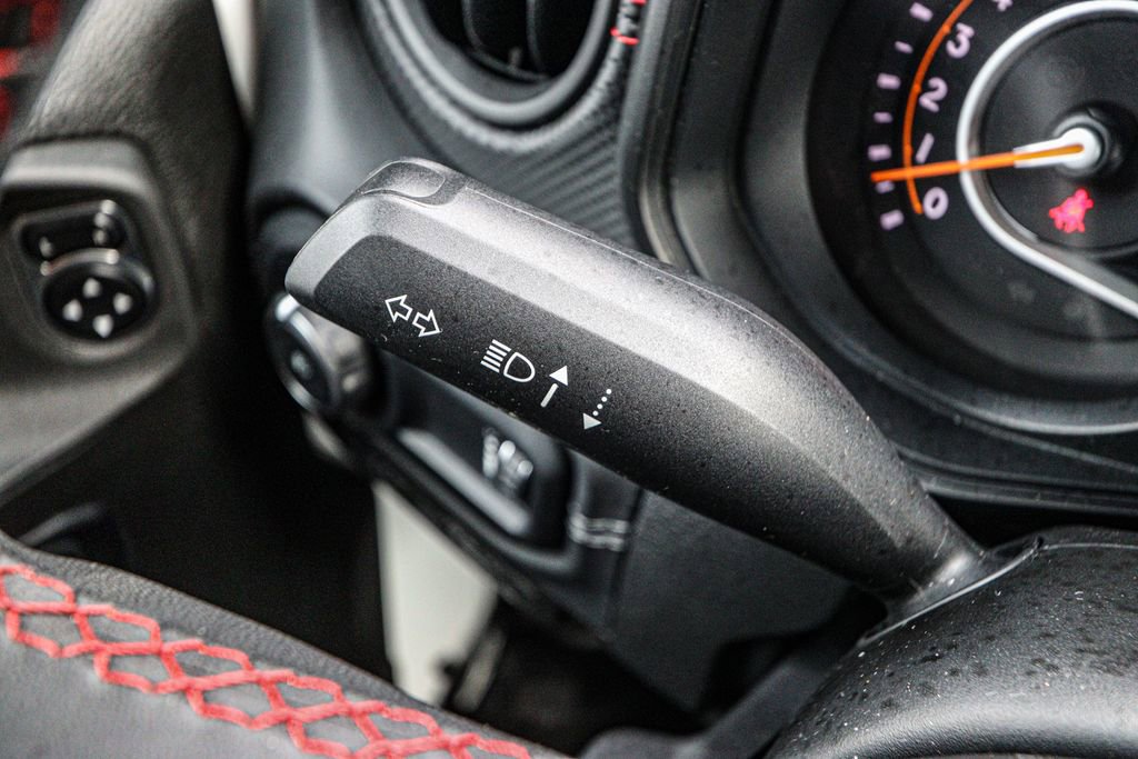 Used 2024 Jeep Wrangler Unlimited Rubicon image 28