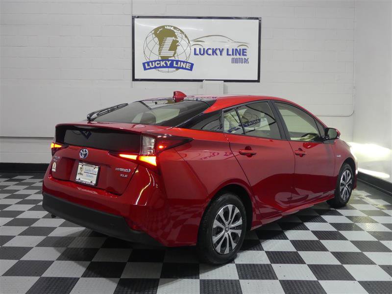 Used 2020 Toyota Prius XLE image 10