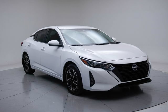 Used 2025 Nissan Sentra SV w/ All-Weather Package FWD image 7