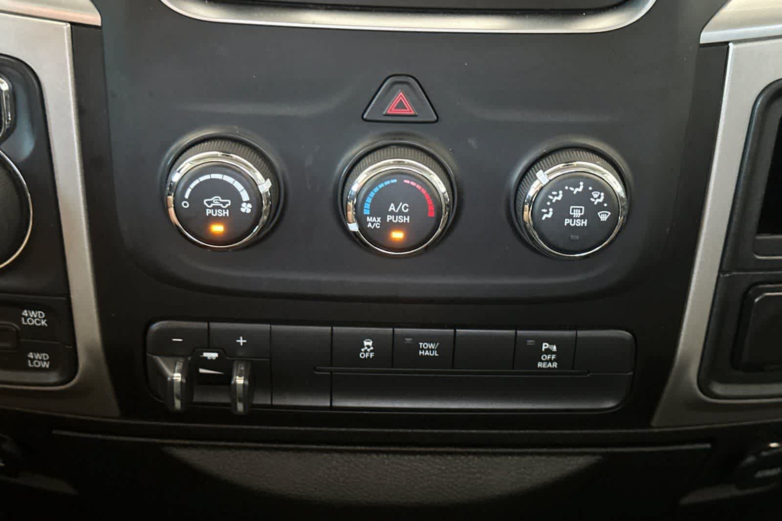 Used 2020 RAM 1500 Warlock AWD/4WD image 21