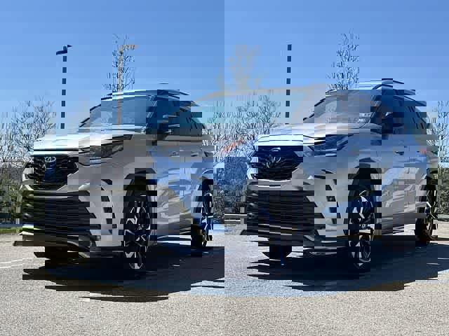 Used 2022 Toyota Highlander XSE image 21