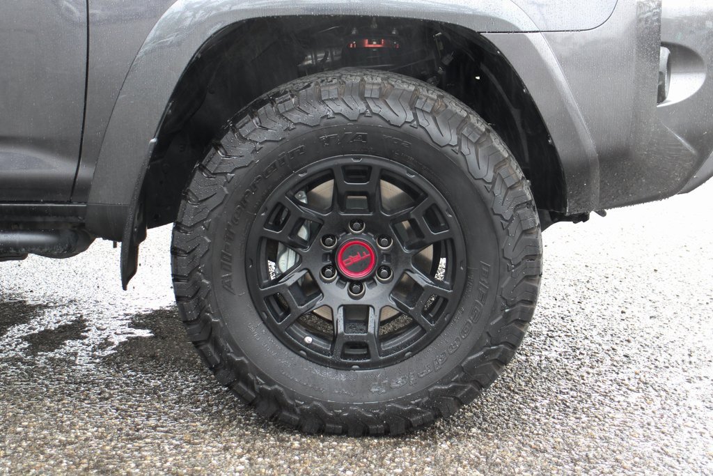 Used 2021 Toyota 4Runner SR5 image 41