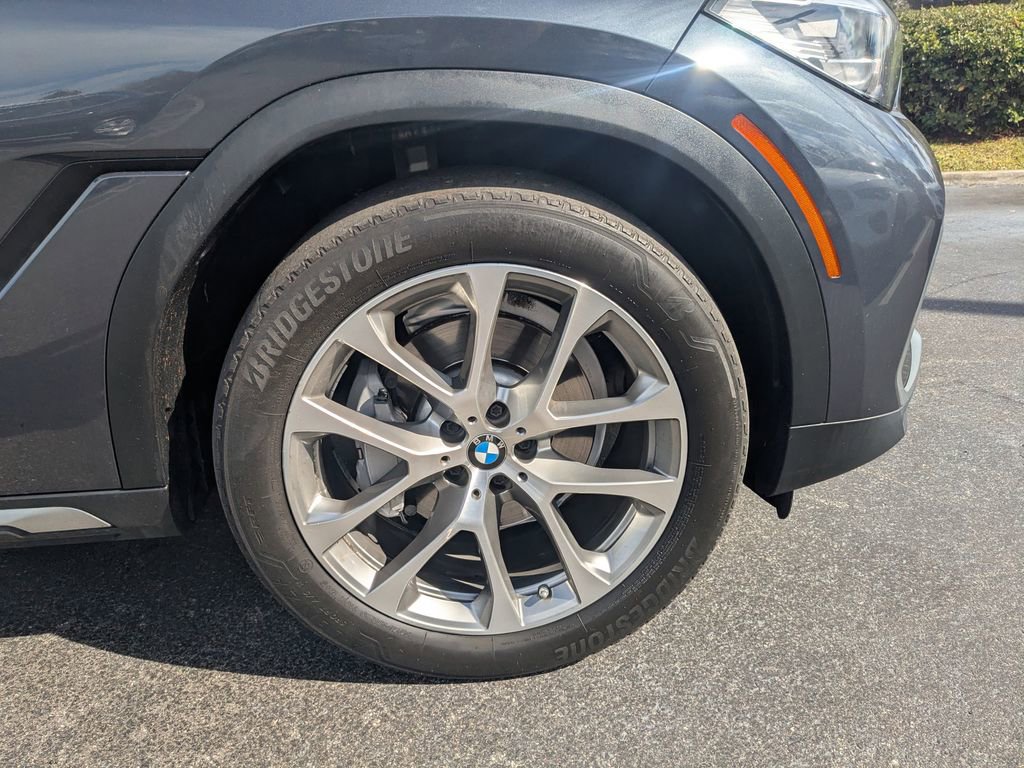 Used 2021 BMW X6 xDrive40i w/ Premium Package image 24