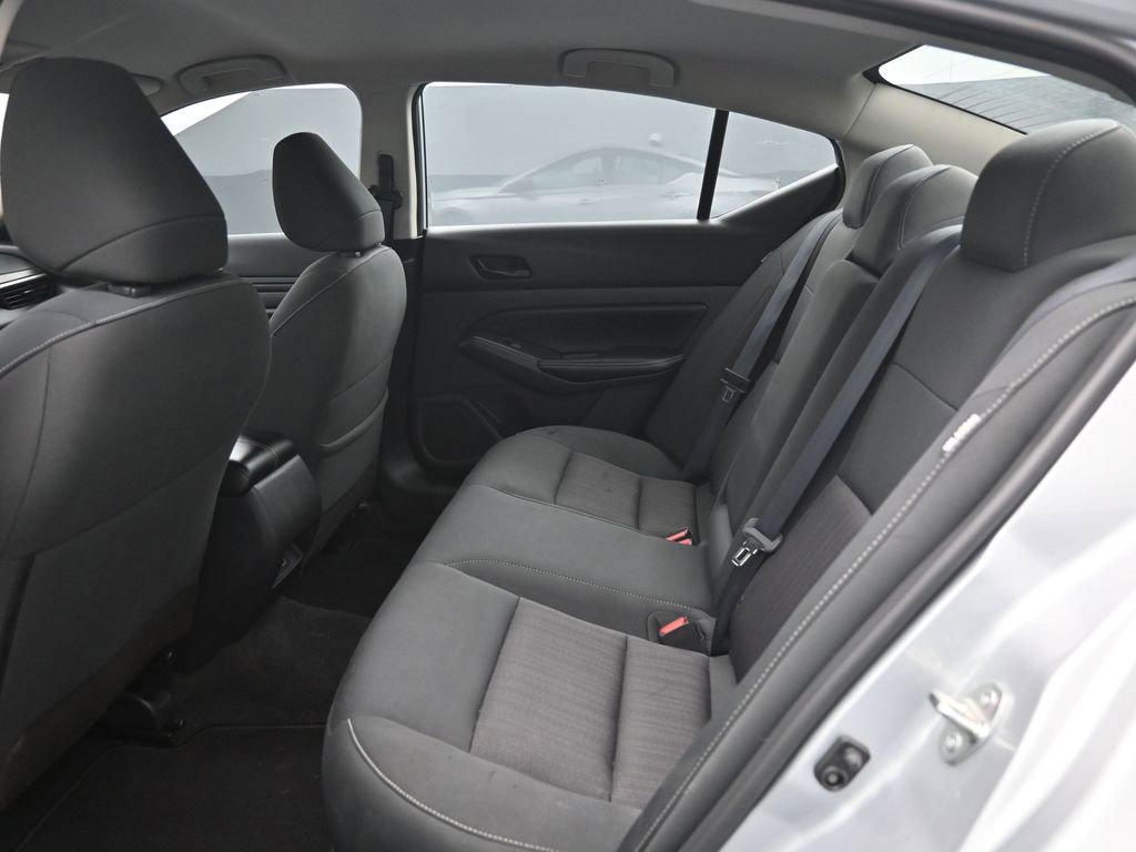 Used 2024 Nissan Altima 2.5 SV image 25