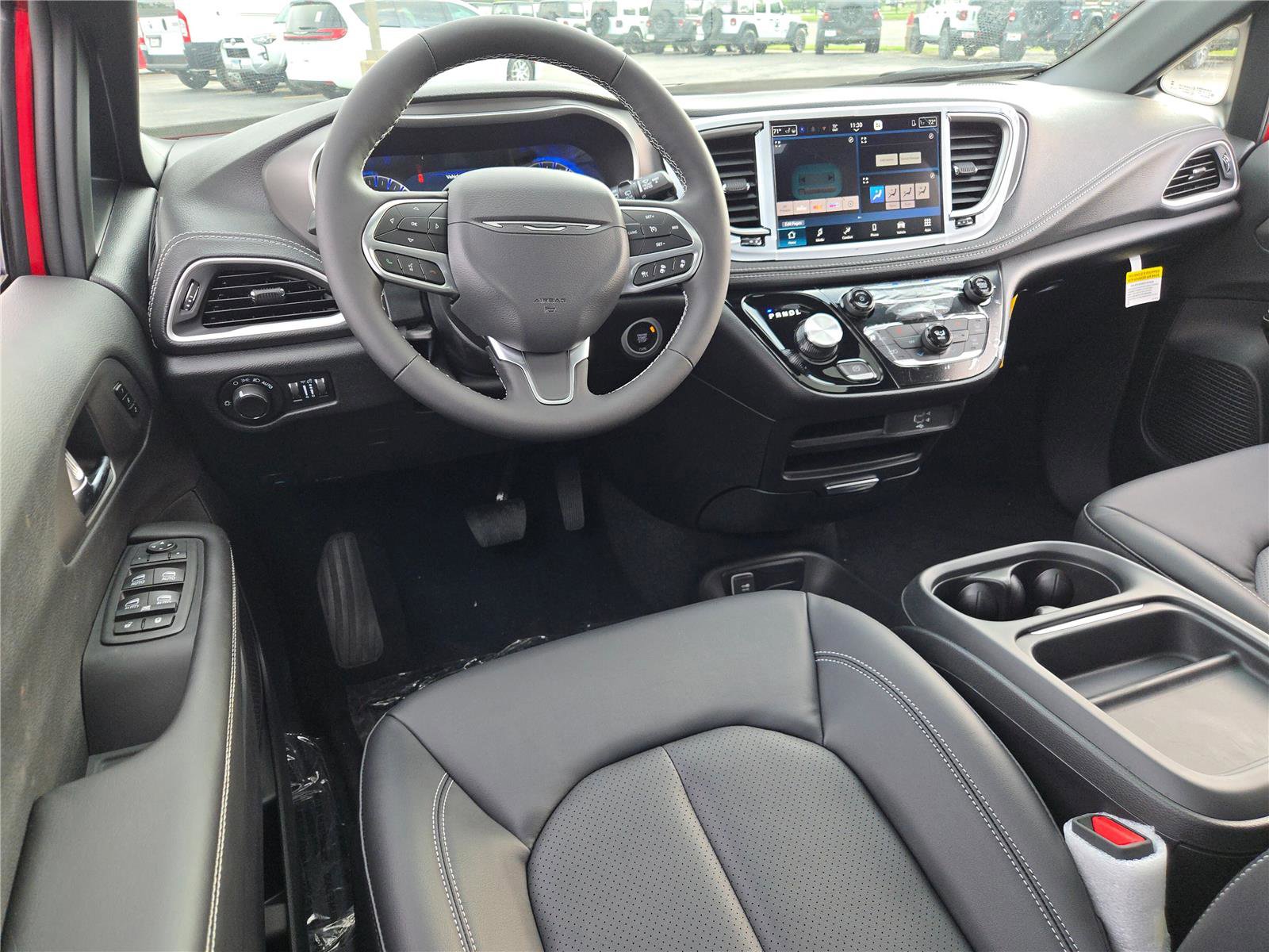New 2027 Chrysler Pacifica Select AWD/4WD image 20