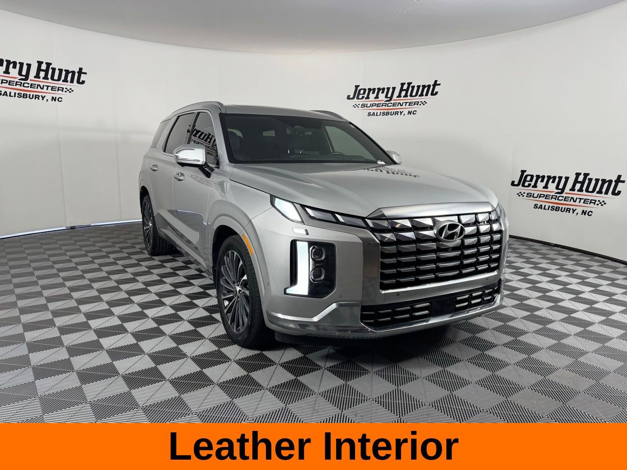 Used 2023 Hyundai Palisade Calligraphy image 5