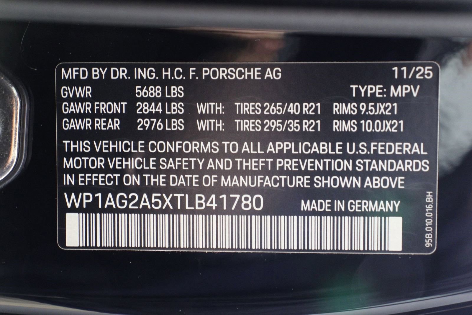 New 2026 Porsche Macan S AWD/4WD image 24