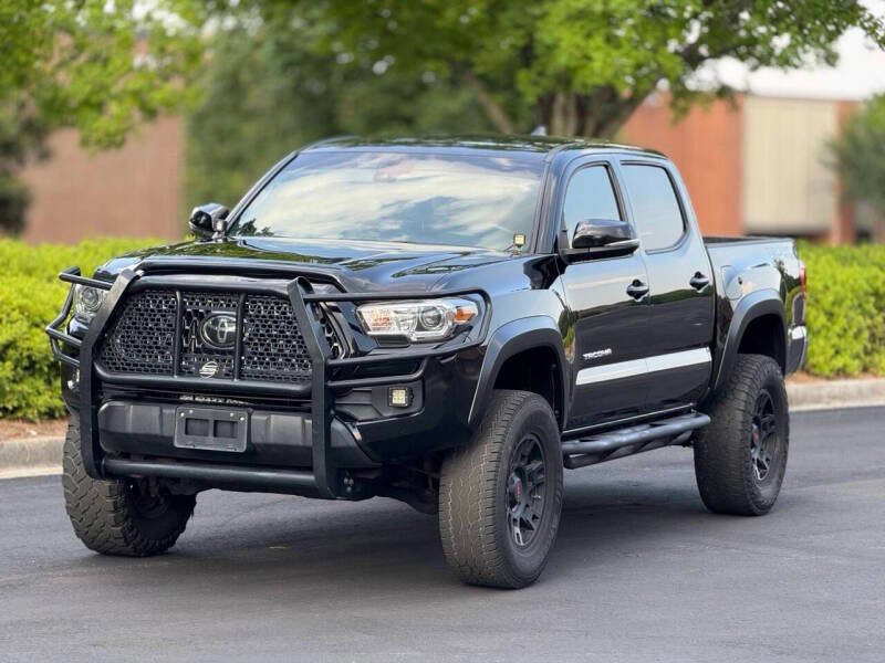 Used 2019 Toyota Tacoma TRD Off-Road image 2