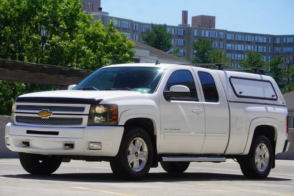 Used 2013 Chevrolet Silverado 1500 LT w/ All-Star Edition AWD/4WD image 5