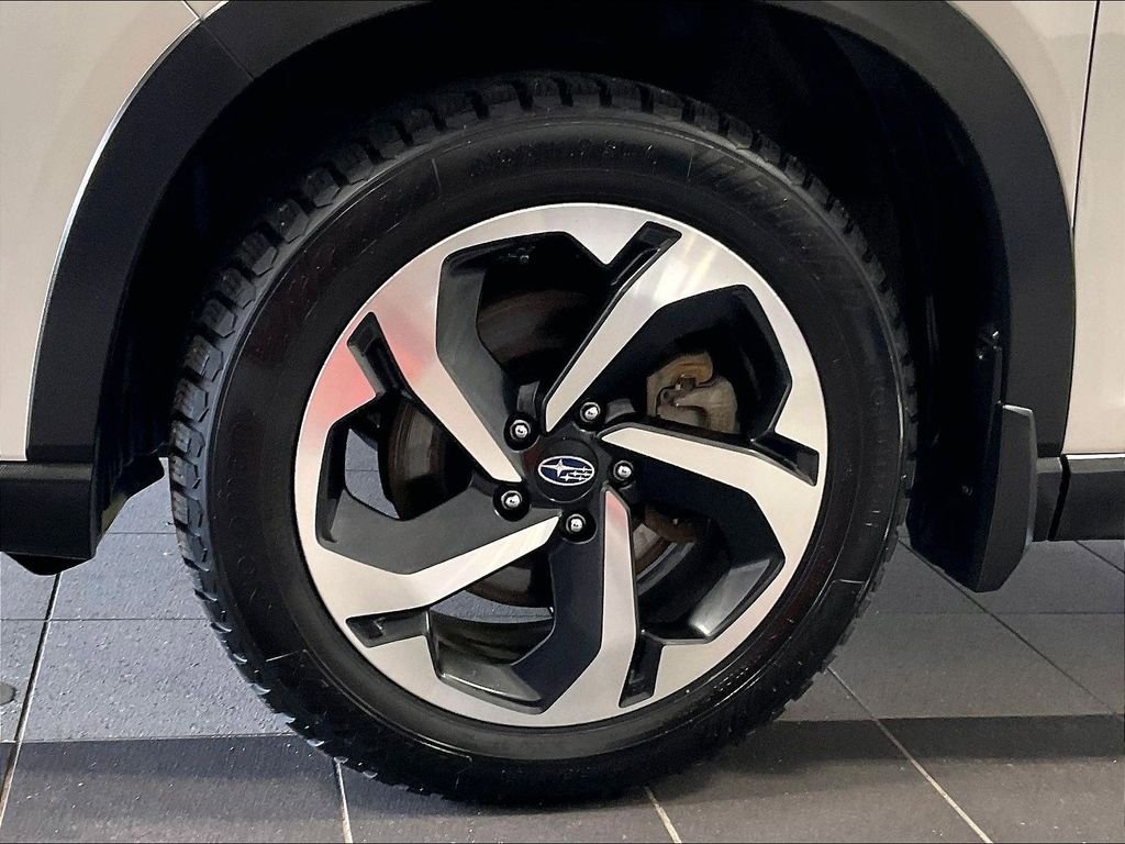 Used 2024 Subaru Forester Touring AWD/4WD image 7
