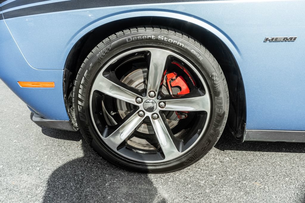 Used 2016 Dodge Challenger R/T RWD image 27