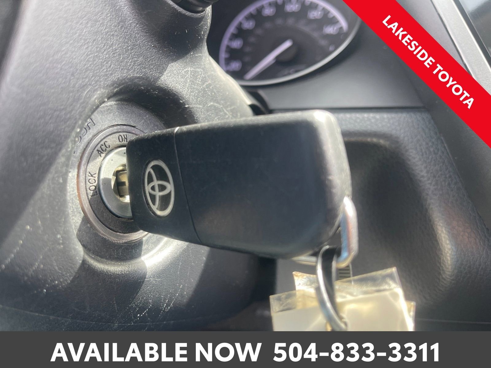 Used 2021 Toyota Camry SE FWD image 32