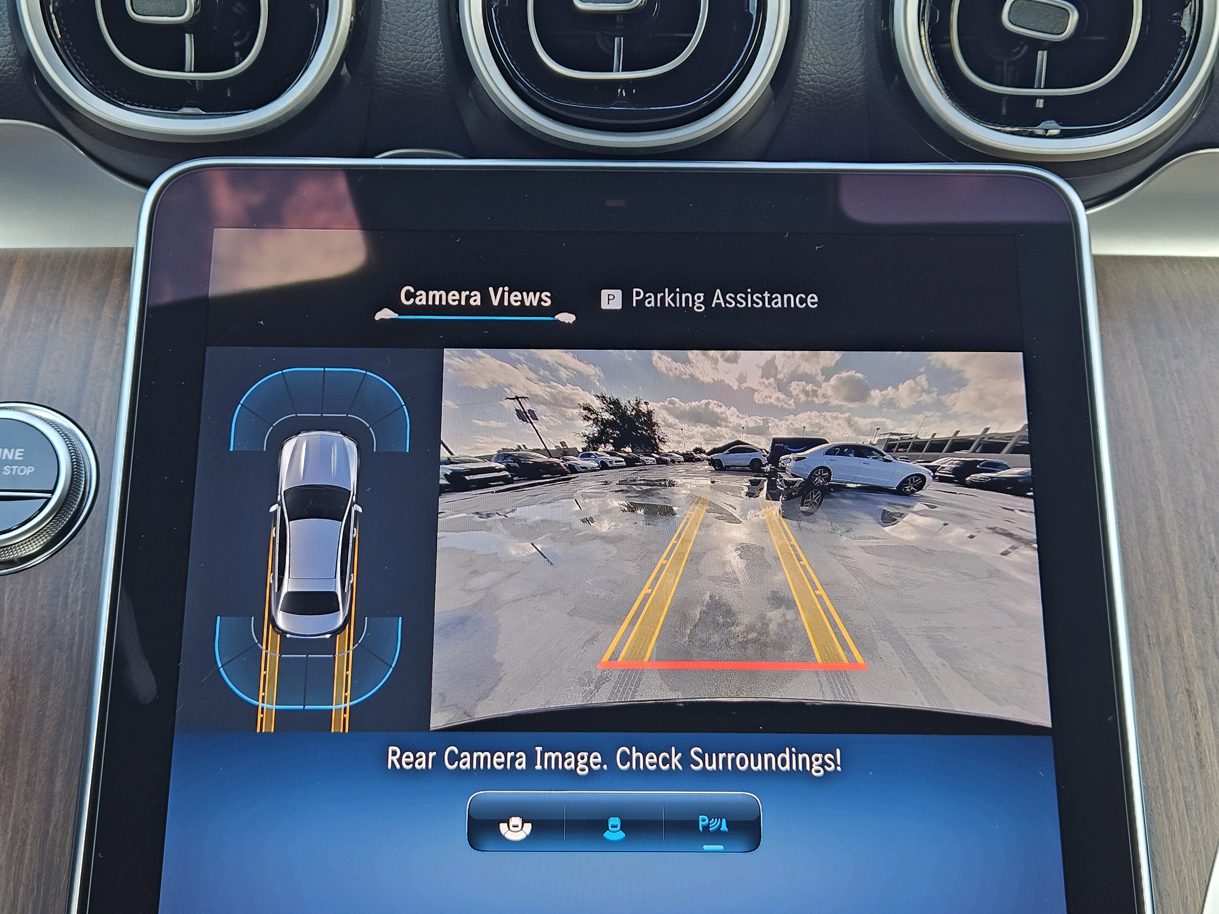 Used 2025 Mercedes-Benz C 300 Sedan image 18