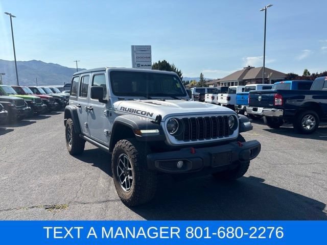 Used 2024 Jeep Wrangler Unlimited Rubicon AWD/4WD image 4