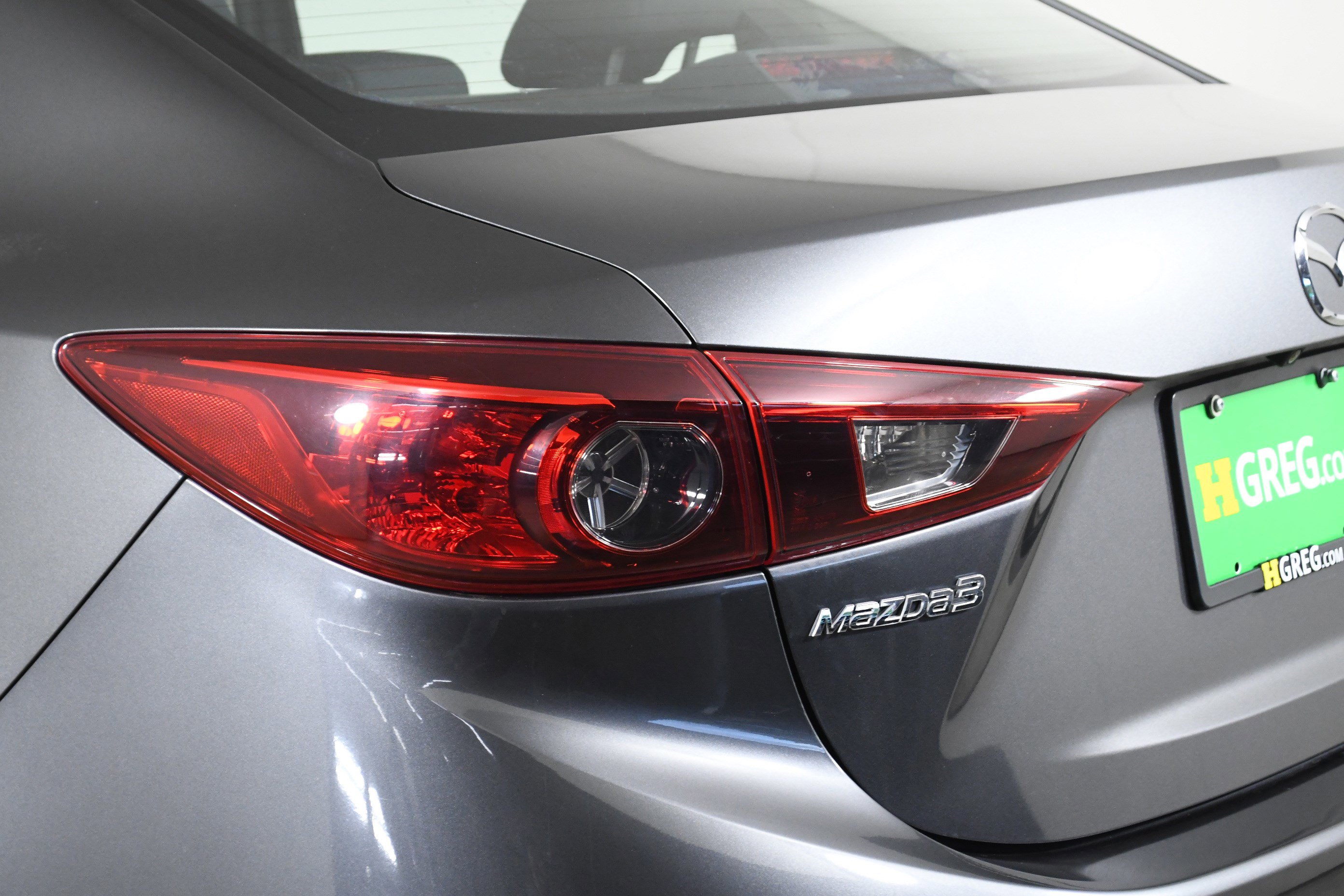 Used 2016 MAZDA MAZDA3 i Sport image 32