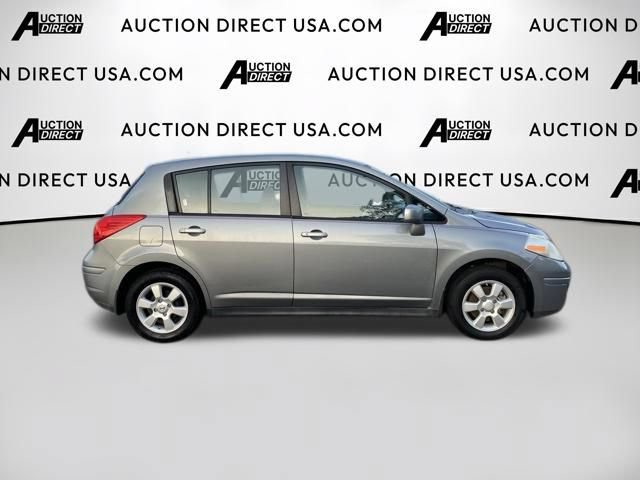 Used 2009 Nissan Versa Hatchback w/ Convenience Pkg FWD image 23