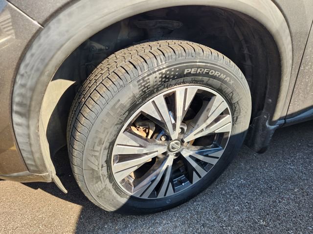Used 2021 Nissan Rogue SV FWD image 10