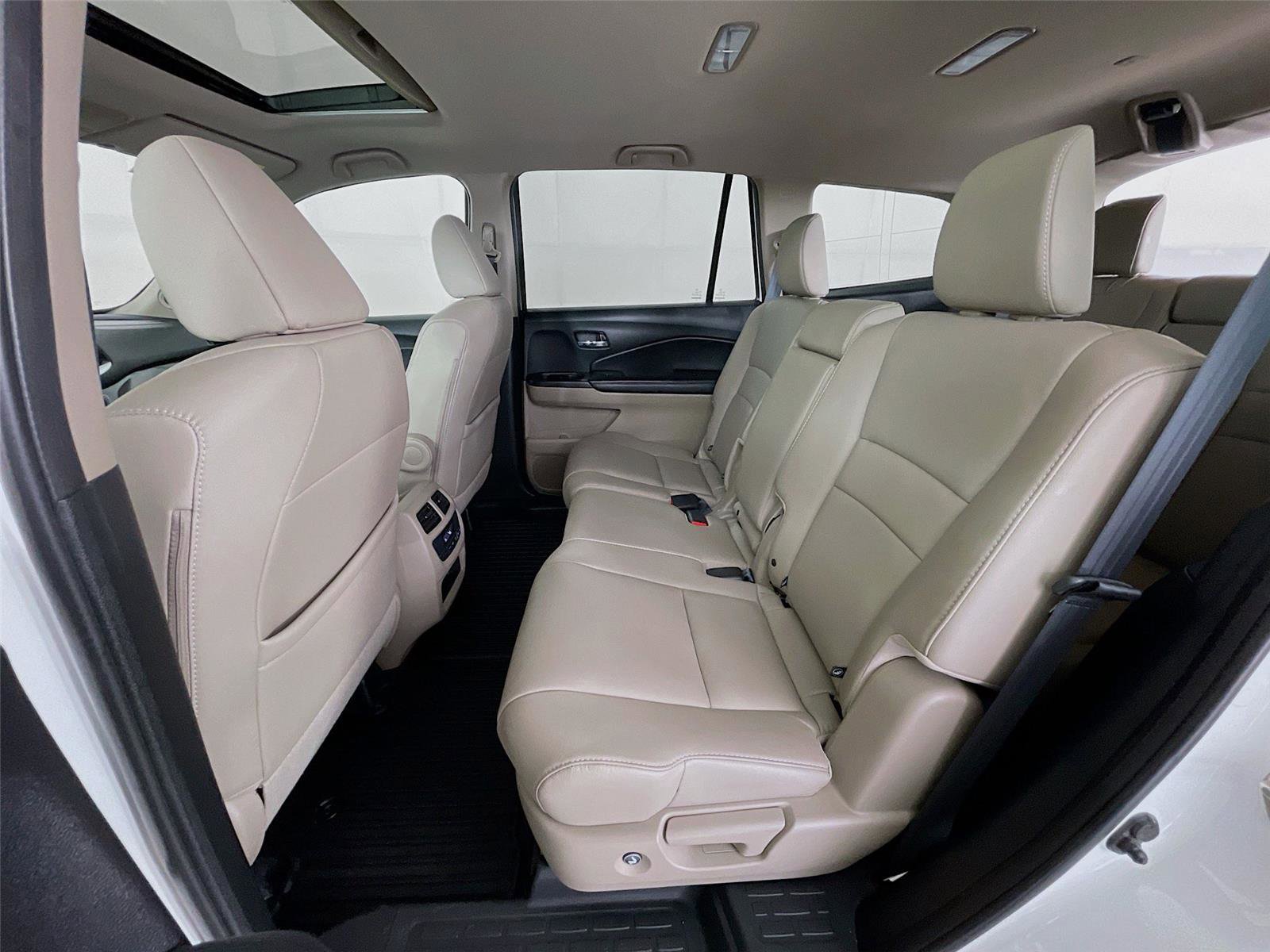 Used 2017 Honda Pilot EX-L image 28