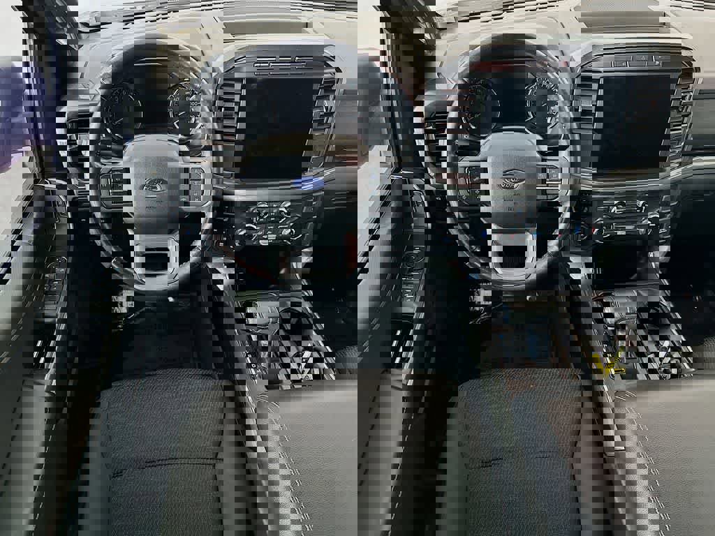 Certified 2022 Ford F150 XLT w/ Equipment Group 302A High image 10