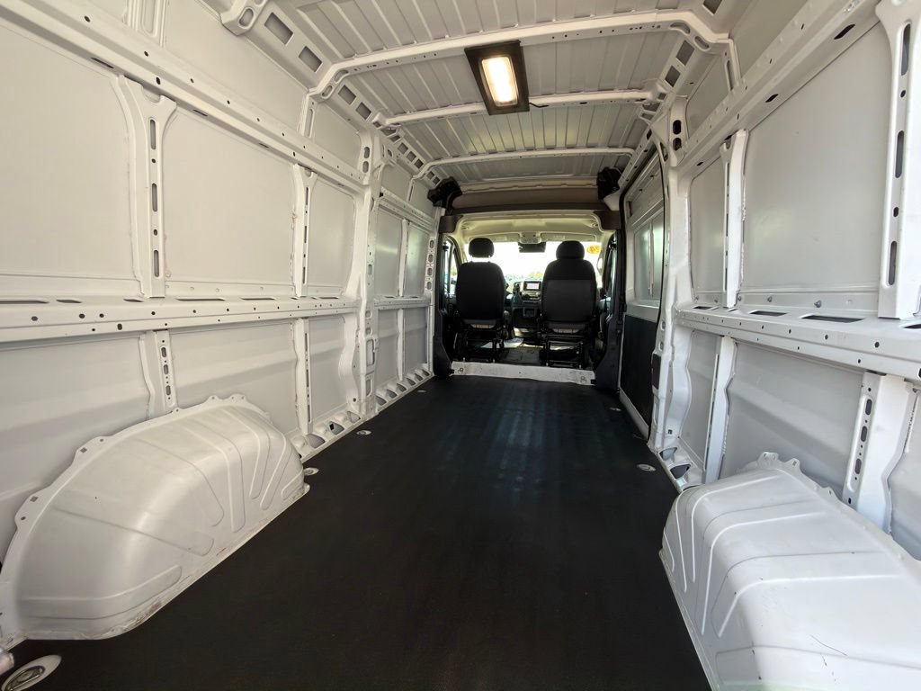 Used 2024 RAM ProMaster 2500 w/ Convenience Group FWD image 25