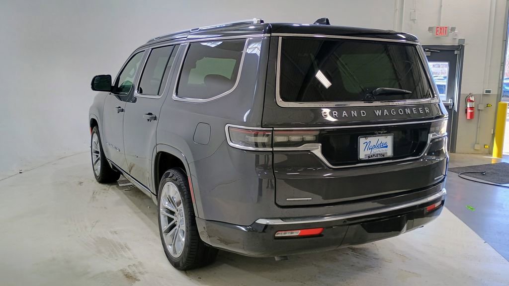 Used 2023 Jeep Grand Wagoneer Series II AWD/4WD image 5