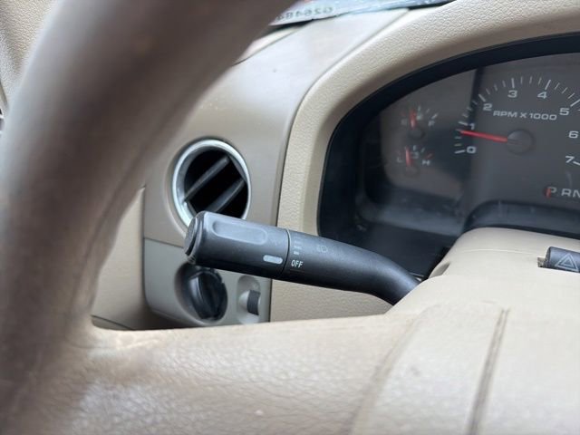 Used 2005 Ford F150 XLT image 34