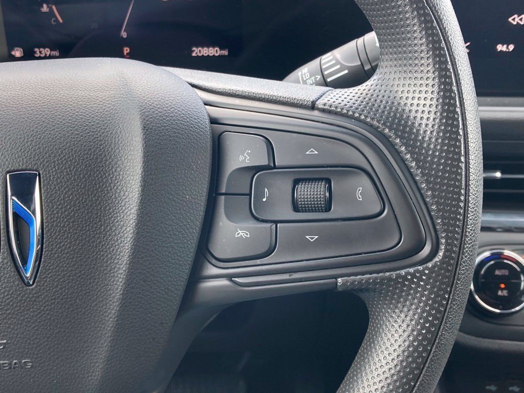Used 2026 Buick Envista Preferred FWD image 17
