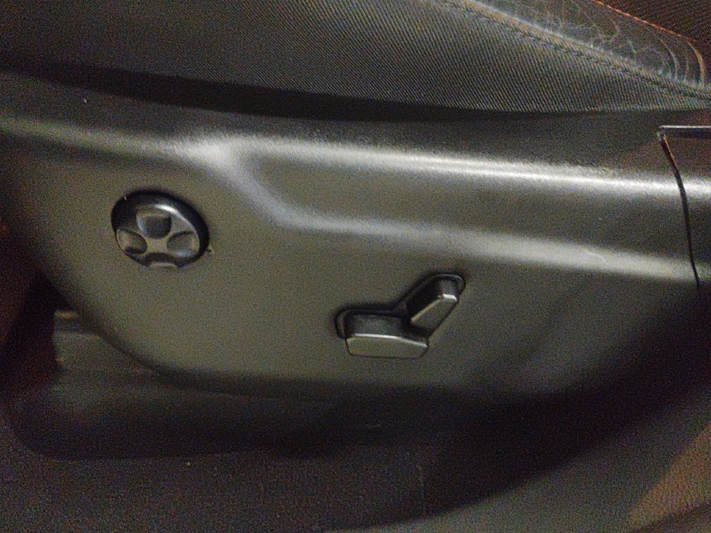 Used 2025 Dodge Durango R/T image 19