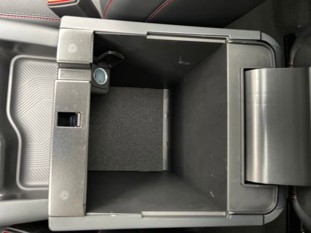 New 2026 Ford Explorer ST-Line w/ ST-Line Street Pack image 26