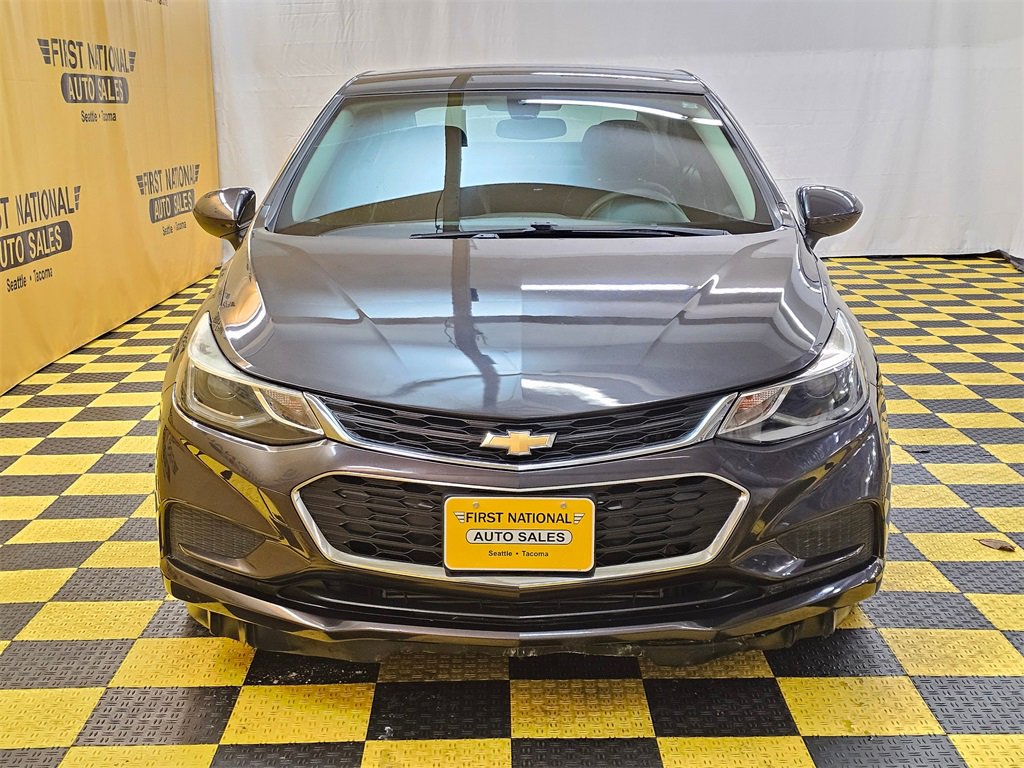 Used 2017 Chevrolet Cruze LT image 8