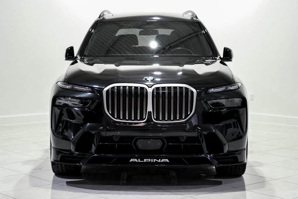 Used 2024 BMW ALPINA XB7 image 2